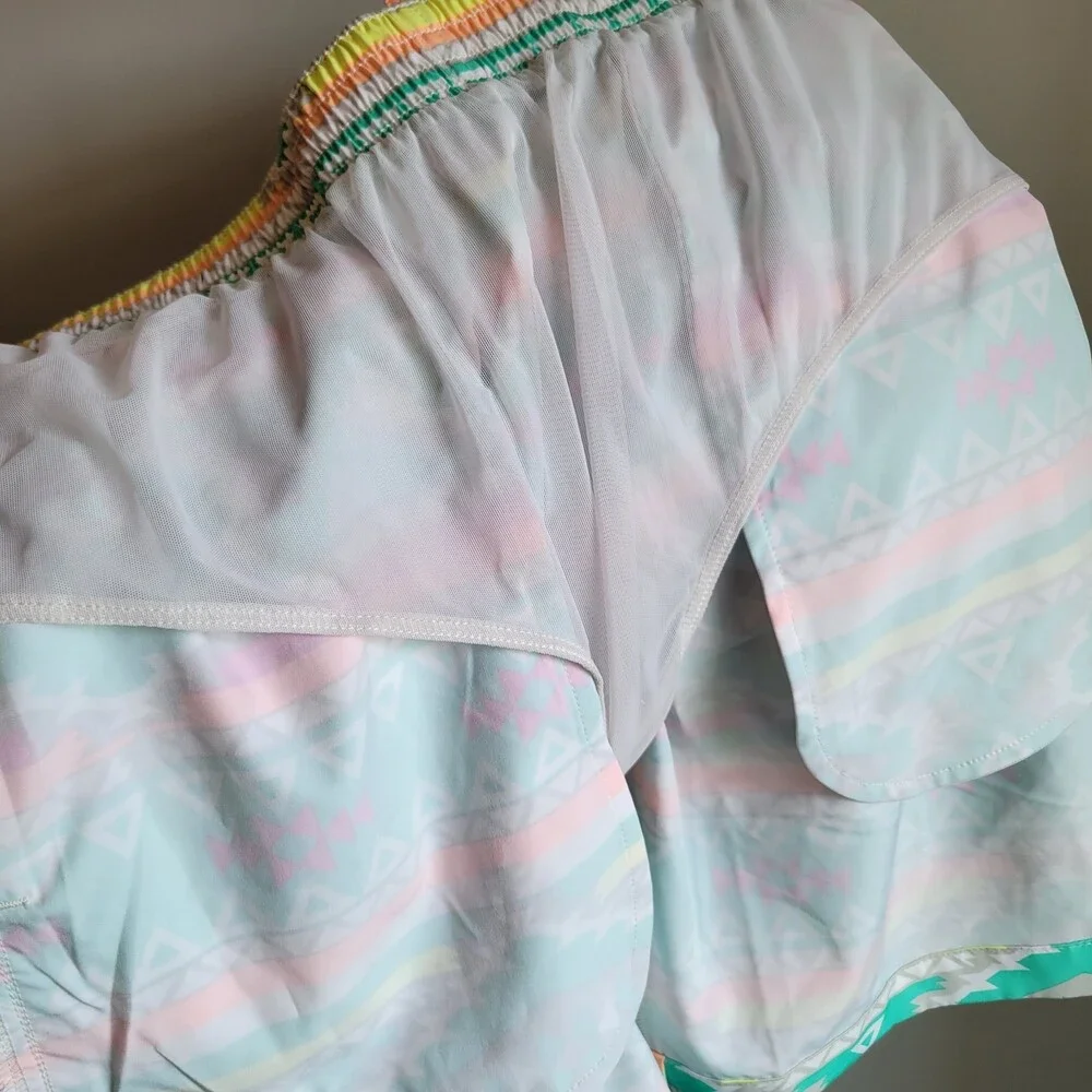 Chubbies Swim Shorts Mens Small Pastel Aztec Geo Print Trunks Lined Pockets 7.5